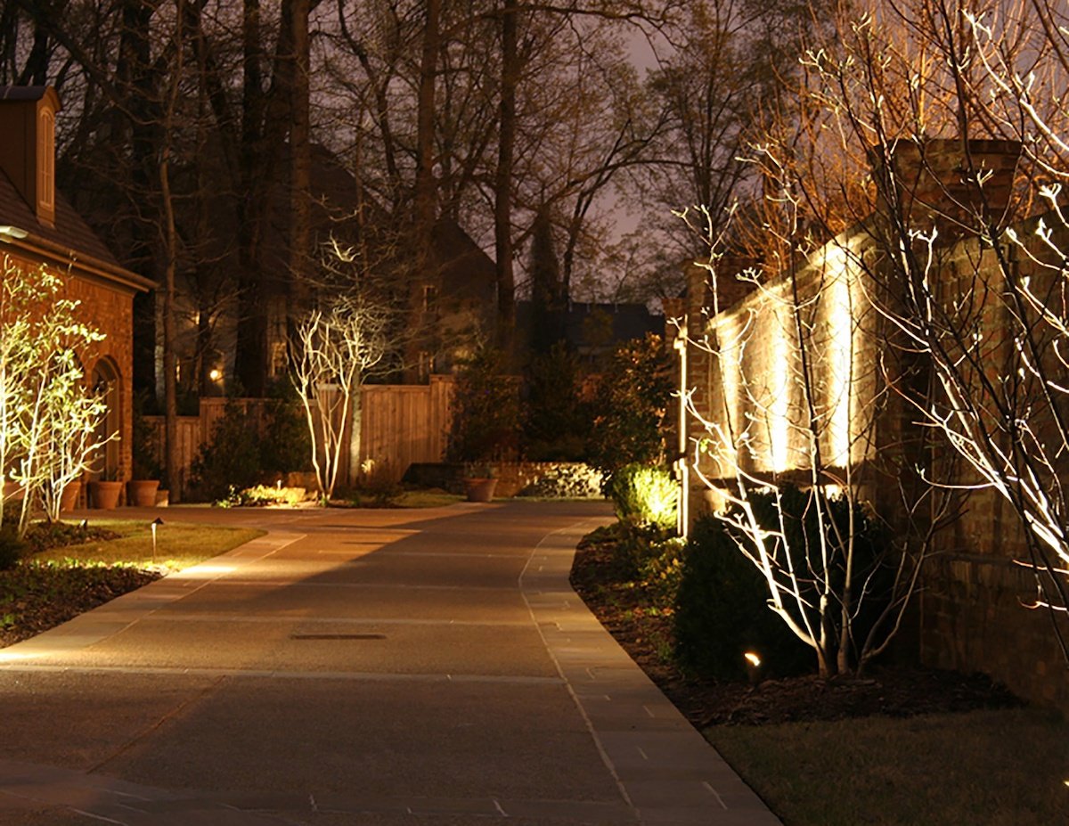 landscape lighting shadows